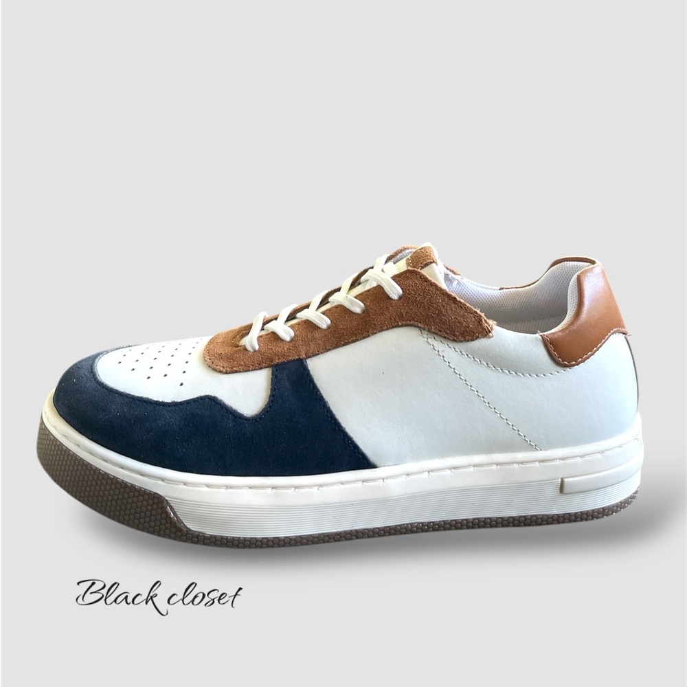 Boys, White and Brown Sneakers